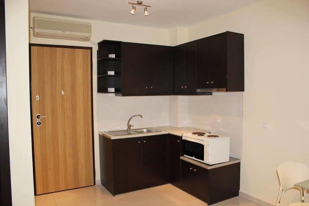 Helen Apartments Rethymno  Екстер'єр фото