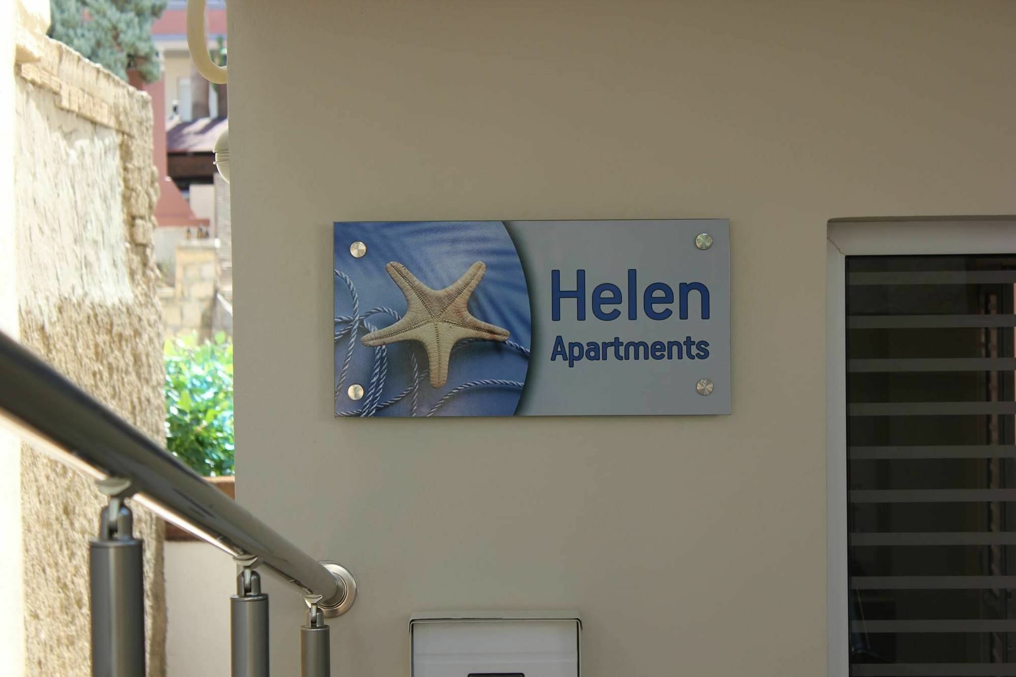 Helen Apartments Rethymno  Екстер'єр фото